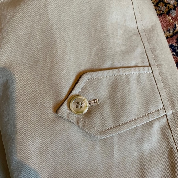 Classic Burberrys London Trench Coat - Picture 15 of 16